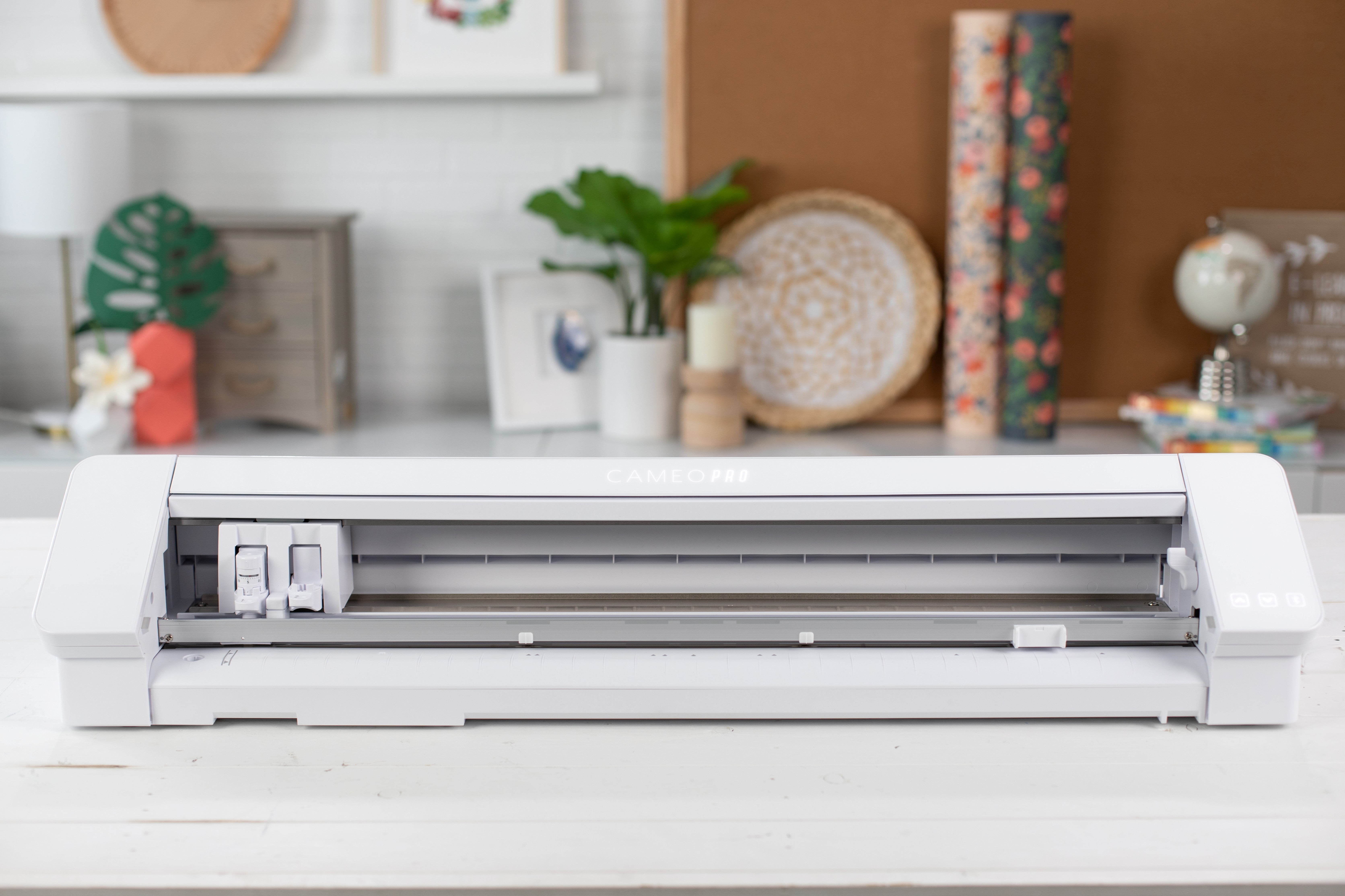 Silhouette Cameo 4 Pro electronic cutting machine, 24 inch, white