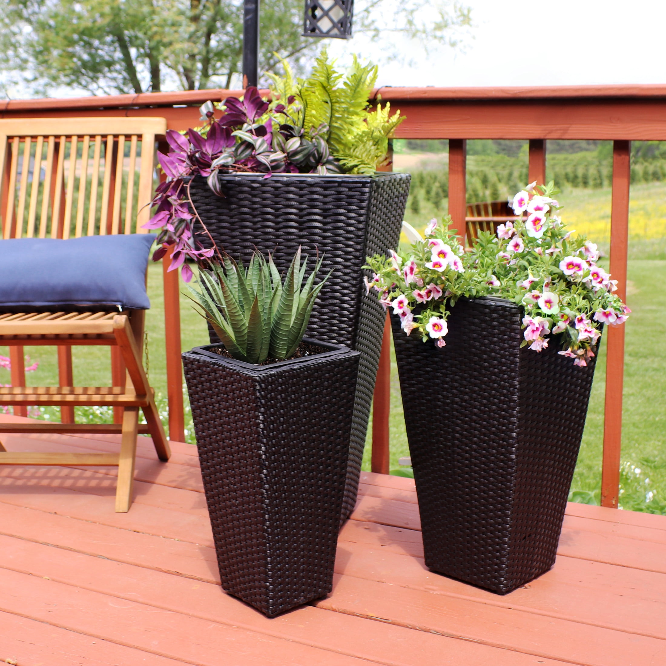 Sunnydaze Assorted Square Outdoor Black Rattan Planter with Liner 3-Count