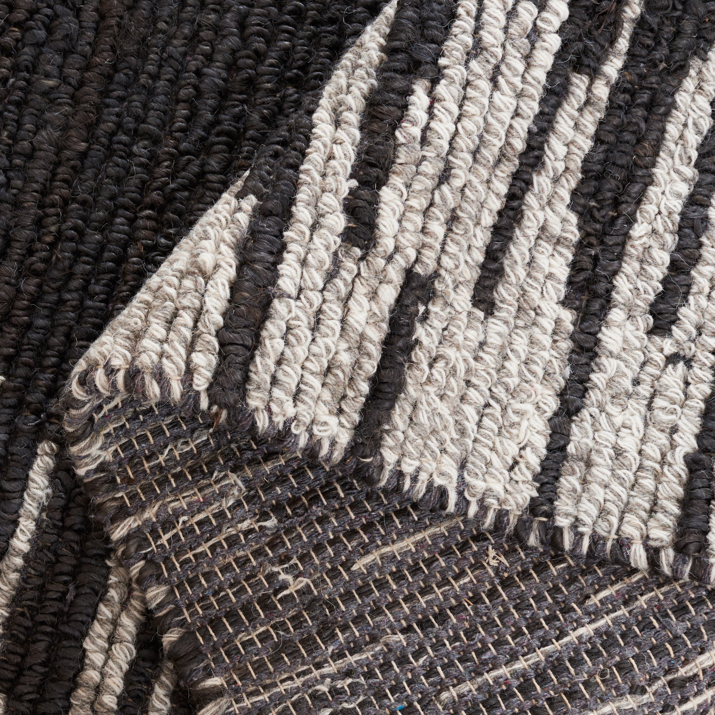 SAFAVIEH Natural Fiber Jake Abstract Runner Rug, Black/Beige, 2'3" x 8'
