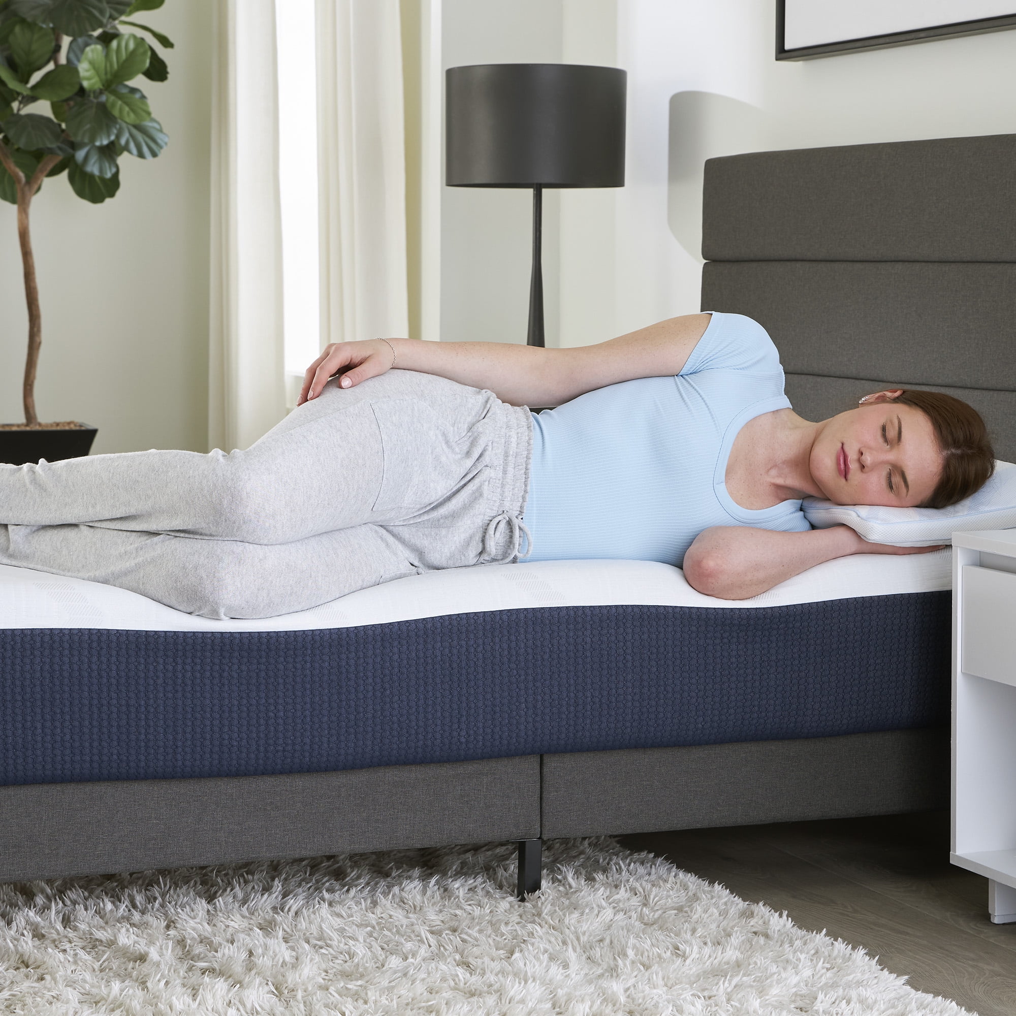 Comfort Tech 10" Mattress Featuring Hybrid TheraGel and Isotonic+ Memory Foam, Full
