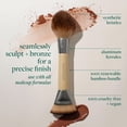 thumbnail image 2 of Brocha de Maquillaje de Doble Punta EcoTools Sculpt + Bronze Vegana, 2 of 9