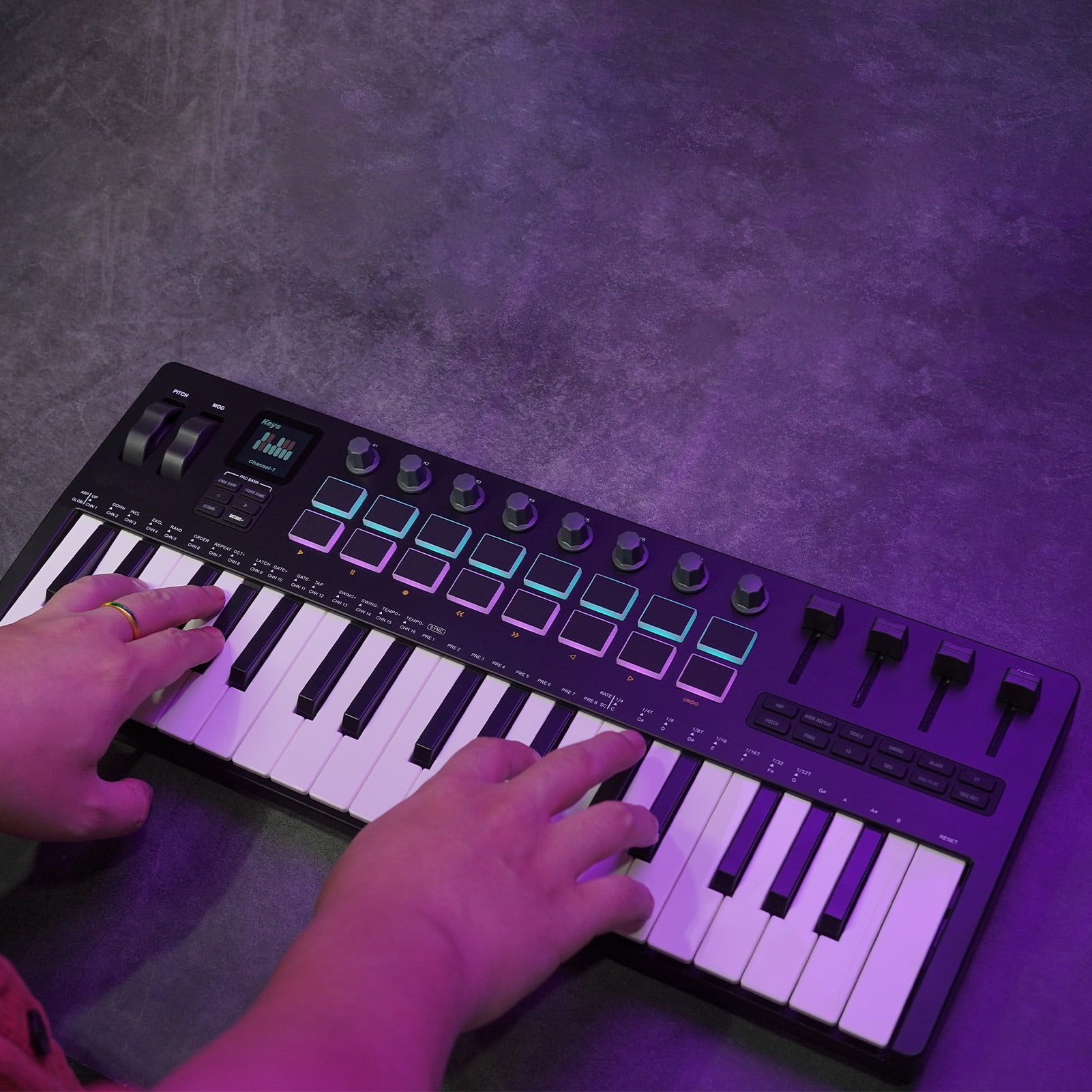 Backlit drum pad Keyboard M- 37 Key MIDI Keyboard Controller with 16 RGB Pads 8 Knobs 4 Faders Synthesizer Engine BT Wireless for Music Production PC