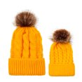 thumbnail image 4 of Bonnet en Laine Tricoté Chaud pour Femmes, Cache-Oreilles, 4 of 8
