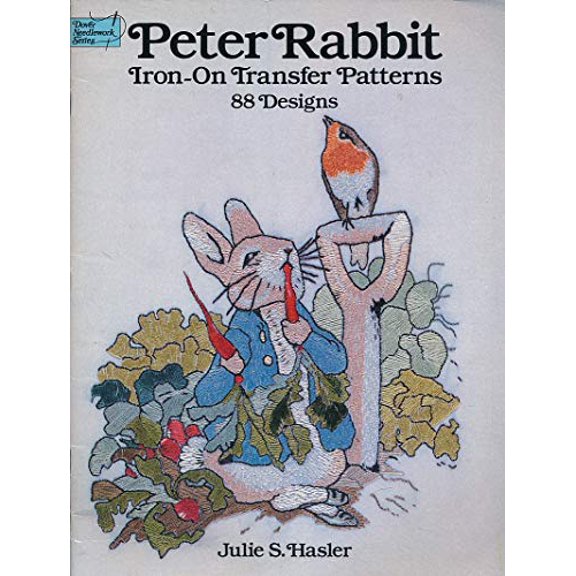 Pre-Owned Peter Rabbit Iron-on Transfer Patterns: 88 Designs Paperback