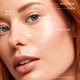 thumbnail image 3 of Iluminador multiuso Makeup Saie Glow Sculpt y colorete en crema, 3 of 9