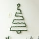 thumbnail image 4 of Guirnaldas artificiales de ratán Norfolk de 550 cm, color verde, para decoración de interiores y fiestas navideñas., 4 of 6
