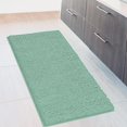thumbnail image 3 of Alfombra de baño antideslizante de chenilla, alfombrilla de ducha con forma de amor, alfombrillas de baño lavables a máquina, bonito corazón con microfibras suaves absorbentes de agua (20 x 24 pulgada, 3 of 5