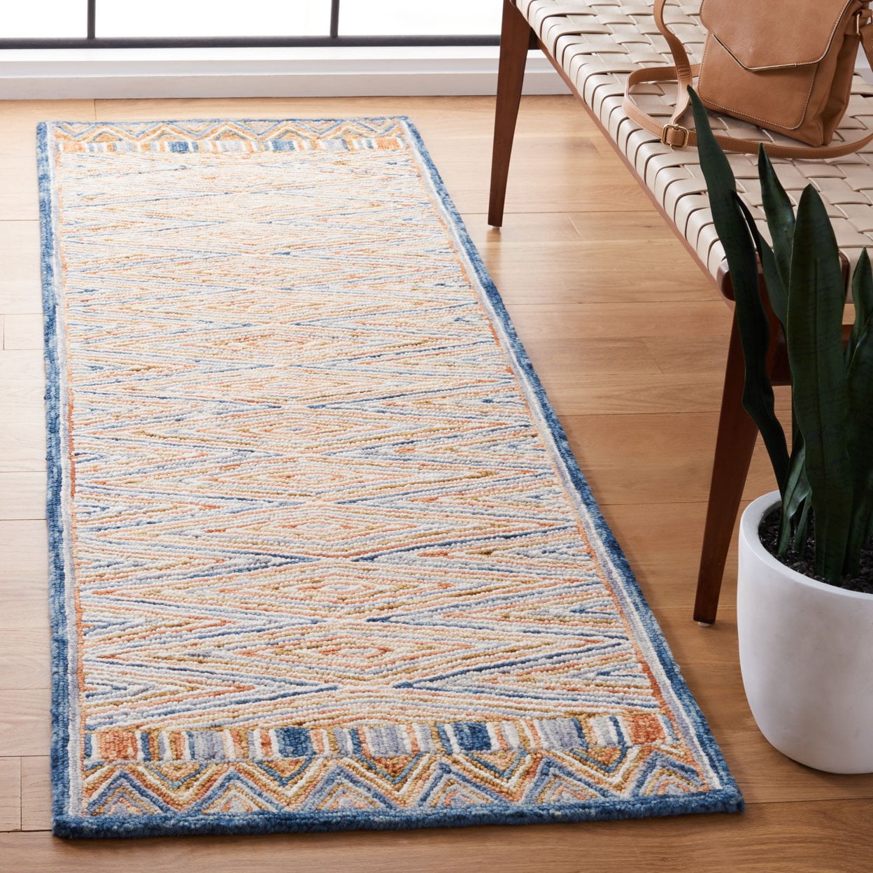 SAFAVIEH Aspen Millicent Geometric Diamonds Wool Area Rug, Gold/Rust, 5' x 8'