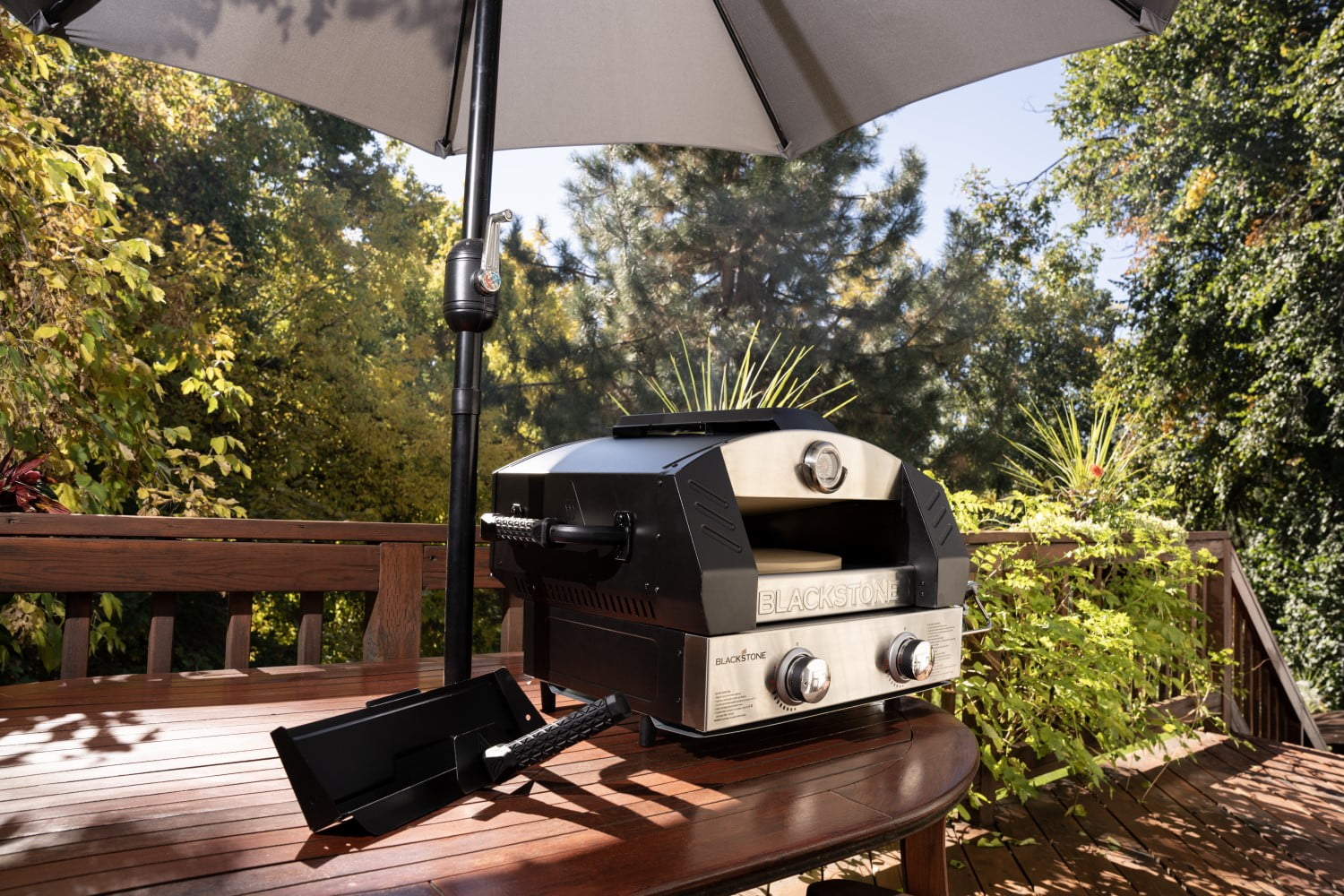 Blackstone 15" Cordierite Stone Portable Outdoor Pizza Oven with Pizza Peel and Cutter