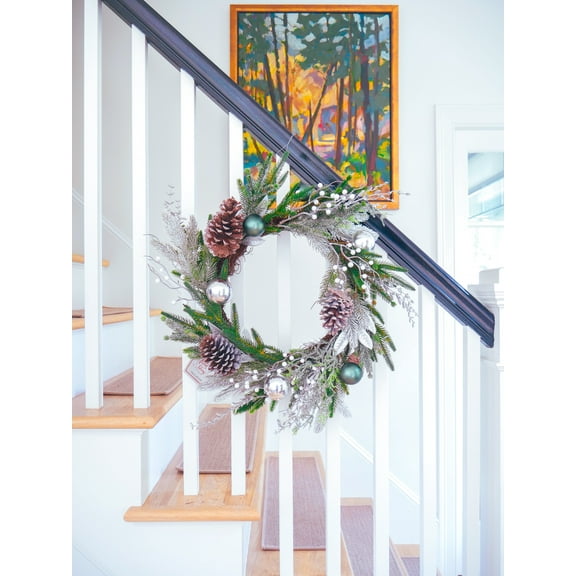 22" Silver Fir, Bauble, Berry Wreath