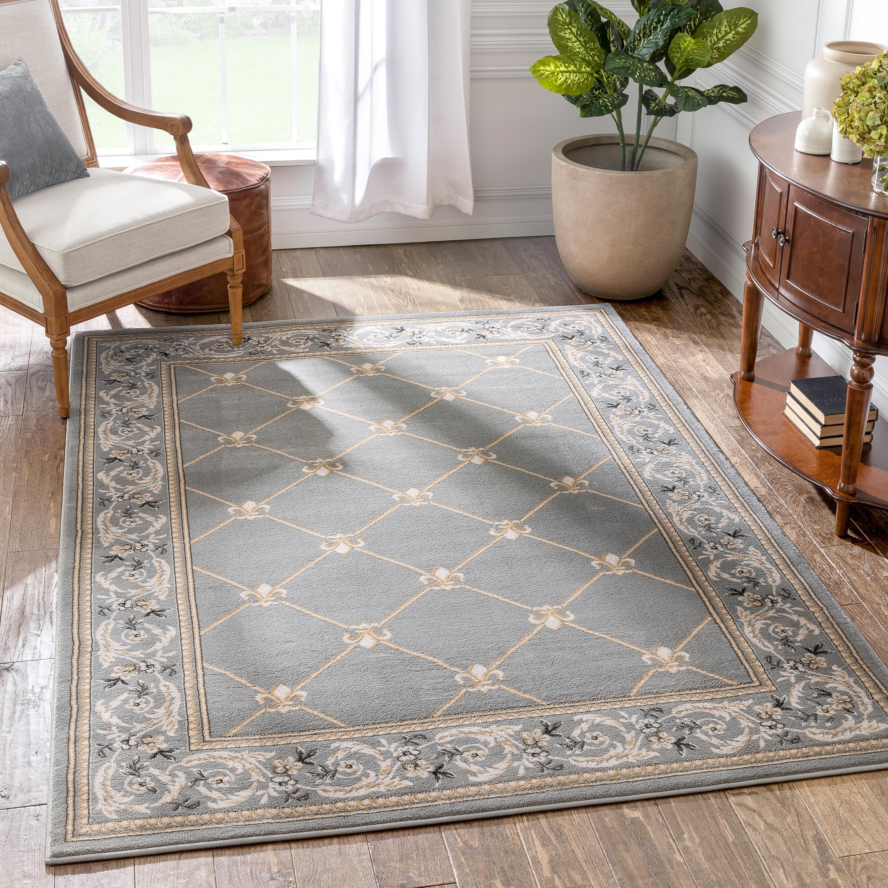 Patrician Trellis Grey Lattice Area Rug, Which Rug Is Easy To Clean