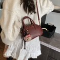 thumbnail image 3 of Bolso de mano estilo occidental para mujer, bandolera de piel suave, informal, estilo mensajero, 2025, 3 of 5