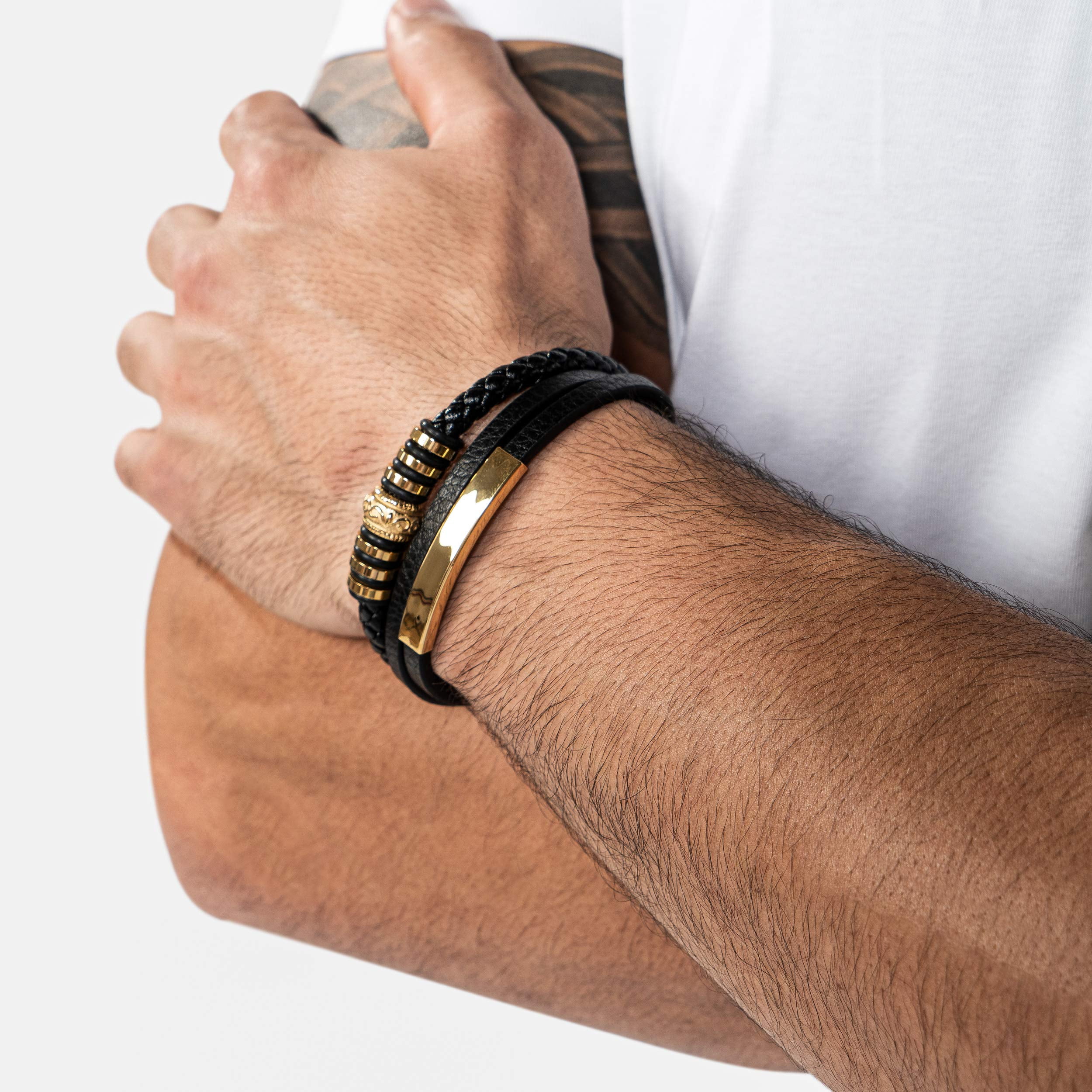 SERASAR Leather Bracelet for Man "Shine" with stainless steel magnetic closure, Gold 17cm, including gift box