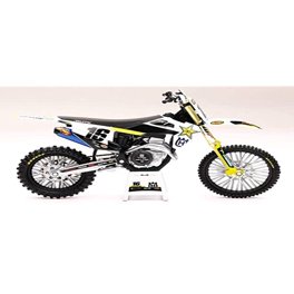 New-Ray Toys 1:6 Scale Dirt Bike Die-Cast Replica Honda