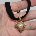 thumbnail image 5 of Vintage negro terciopelo gargantilla collar cadena delicada oro amor perla, 5 of 5