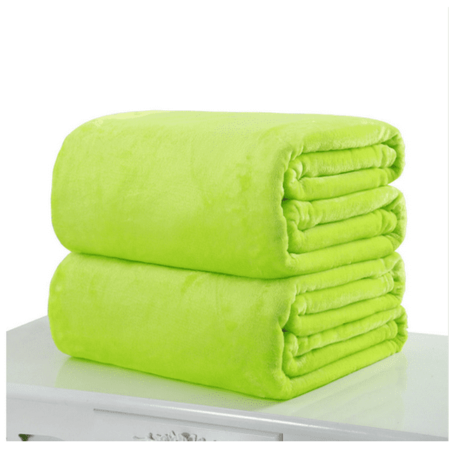 50x70CM Mini Super Soft Warm Solid Warm Micro Plush Fleece Blanket Rug Sofa