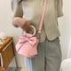 thumbnail image 5 of Bolso Sweet Bow Tie Mini Crossbody Bag Mujer Cuero Asa de madera Cubo Bolsos, 5 of 5