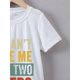 thumbnail image 3 of Camiseta de verano para niño de manga corta con estampado "No me puedes asustar, tengo dos hermanas", cuello redondo, tejido informal y cómodo con ligera elasticidad, corte estándar., 3 of 5