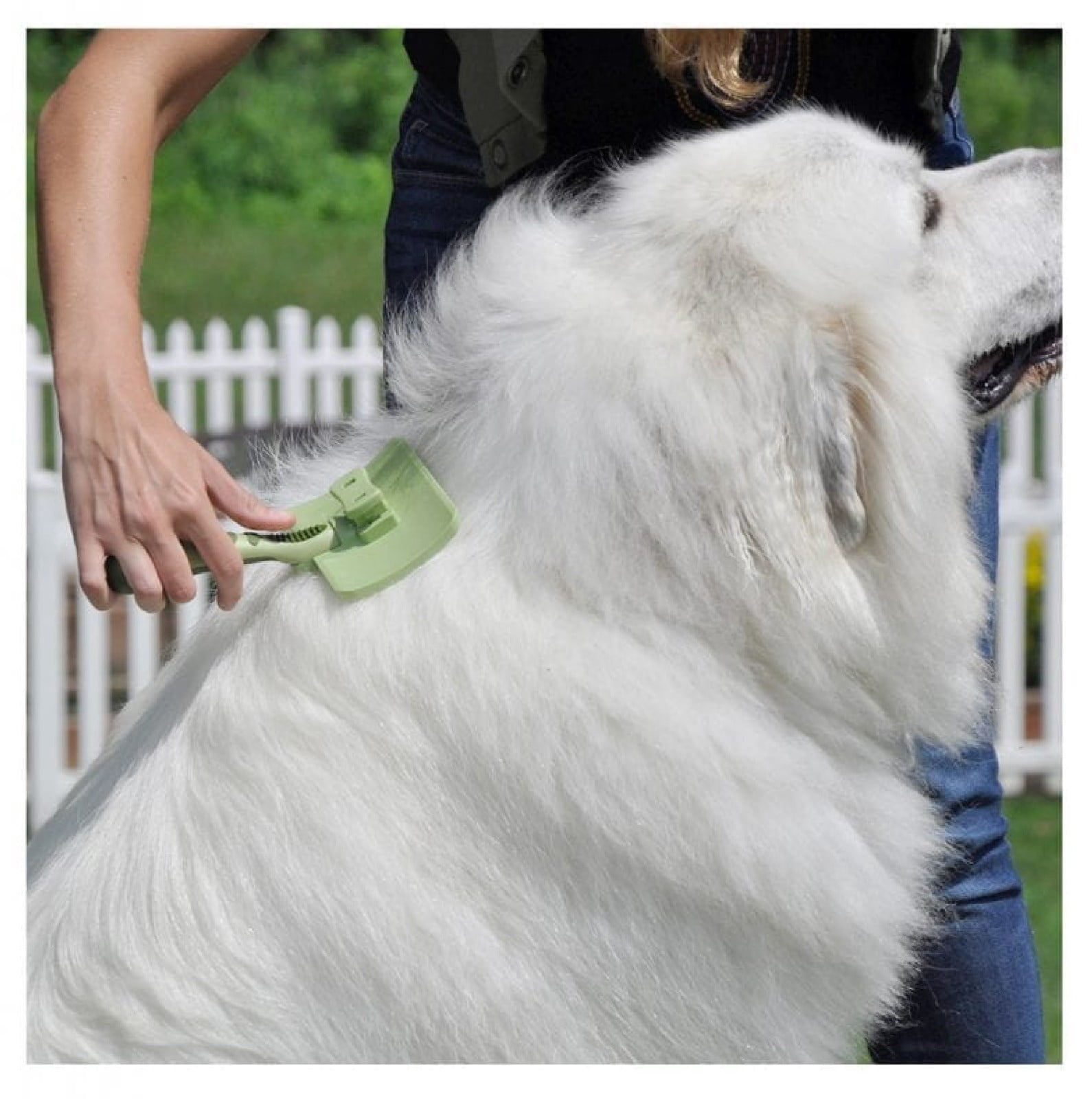 Self Cleaning Soft Dog and Cat Grooming Slicker Brush Easy Ergonomic Grip Handle (Small)