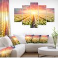 thumbnail image 1 of Tulipes Blanches en Fleurs - Impression sur Toile Photo Paysage, 1 of 3