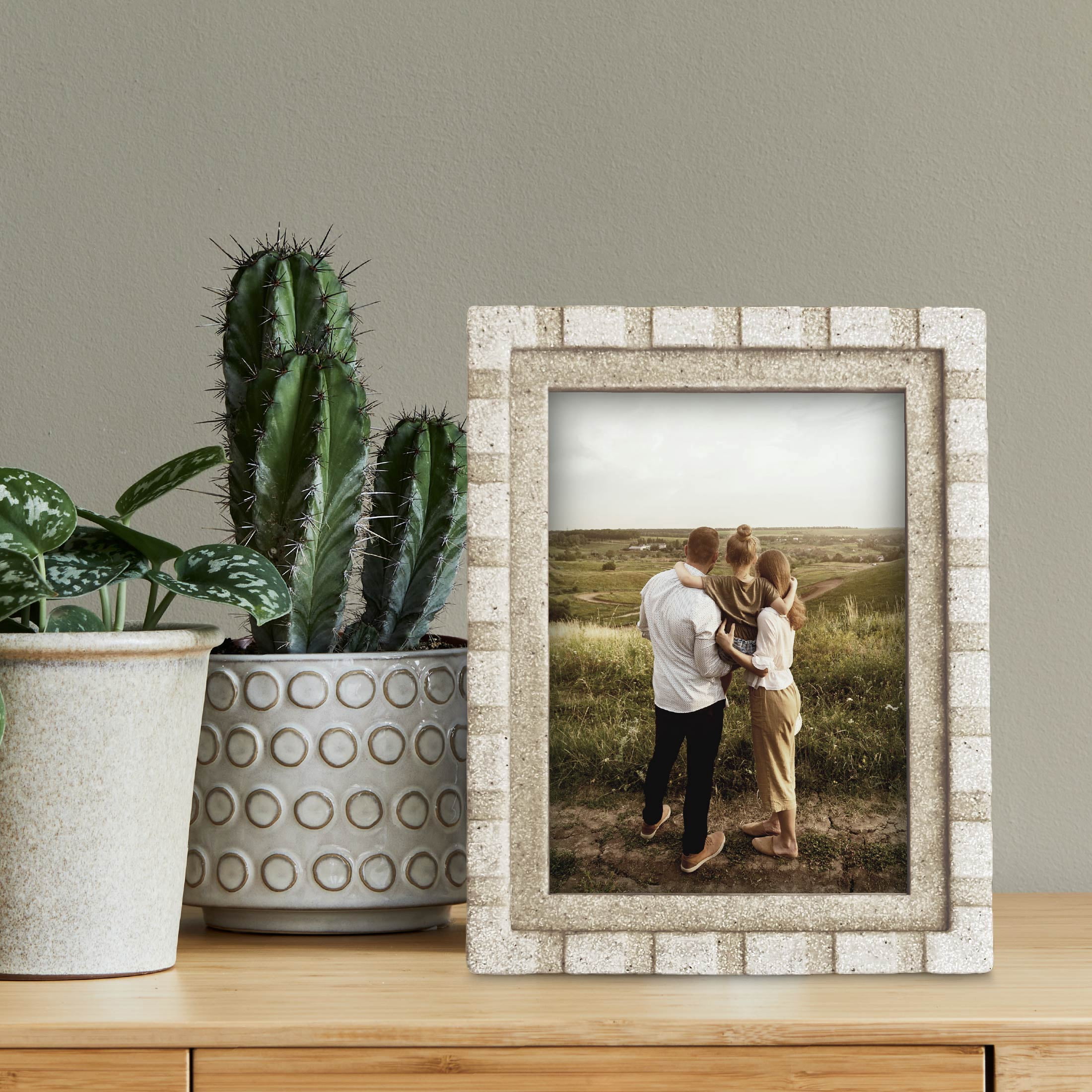 OneDesign Home 5x7 Layered Artisan Sandstone Picture Frame