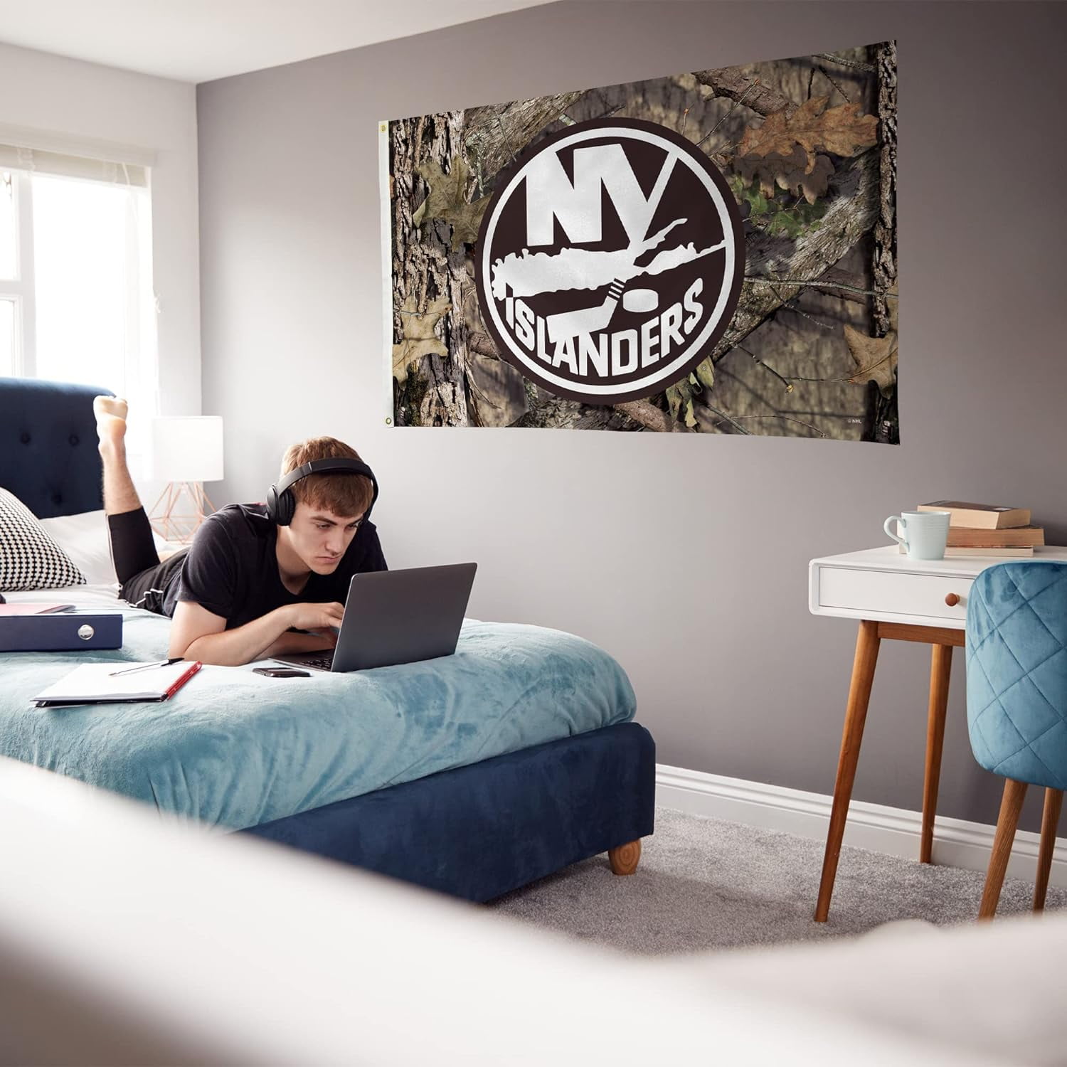 New York Hockey Islanders 3x5 Indoor Outdoor Camo Banner Flag with grommets for hanging
