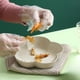 thumbnail image 5 of Platos de paja de trigo | Platos reutilizables para ensalada y postre de 18 cm | Platos para refrigerios de 590 g aptos para microondas y lavavajillas | Platos de plástico beige ecológicos para servir, 5 of 6