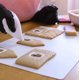 thumbnail image 3 of Juego De Horneado Y Cortador De Galletas Fox Run Gingerbread House, 3 of 5