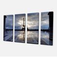 thumbnail image 2 of Réflexion de la Tour Eiffel de Paris avec des Nuages - Impression sur Toile Très Grande, 2 of 3