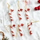 thumbnail image 1 of Adorno colgante para árbol de Navidad | Colgante de bastón de caramelo | Bola de plástico para decoración navideña, ideal para el árbol de Navidad, fiestas y eventos, 1 of 6