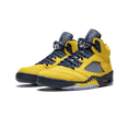 thumbnail image 2 of JORDAN MENS Air Jordan 5 Retro SE "Michigan" CQ9541 704 CQ9541 704 from Stadium Goods, 2 of 6