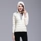 thumbnail image 1 of Chaqueta de plumón ligera Chaqueta corta con capucha de plumón de pato blanco para mujer Chaqueta corta para mujer, 1 of 5