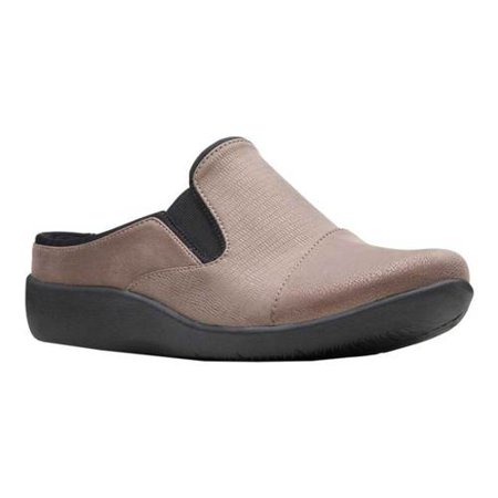 Women's Clarks Sillian Free Clog (Best Women's Trainers For Wide Feet)