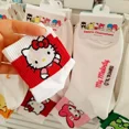 thumbnail image 5 of Calcetines Y2K Hello Kitty para niñas, calcetines medianos Kuromi Cinnamoroll, calcetines Kawaii Sanrio Melody, calcetines rosas, negros y blancos para mujer, 5 of 5