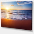 thumbnail image 2 of Vagues Bleues Éblouissantes et Sable Brun, 2 of 3