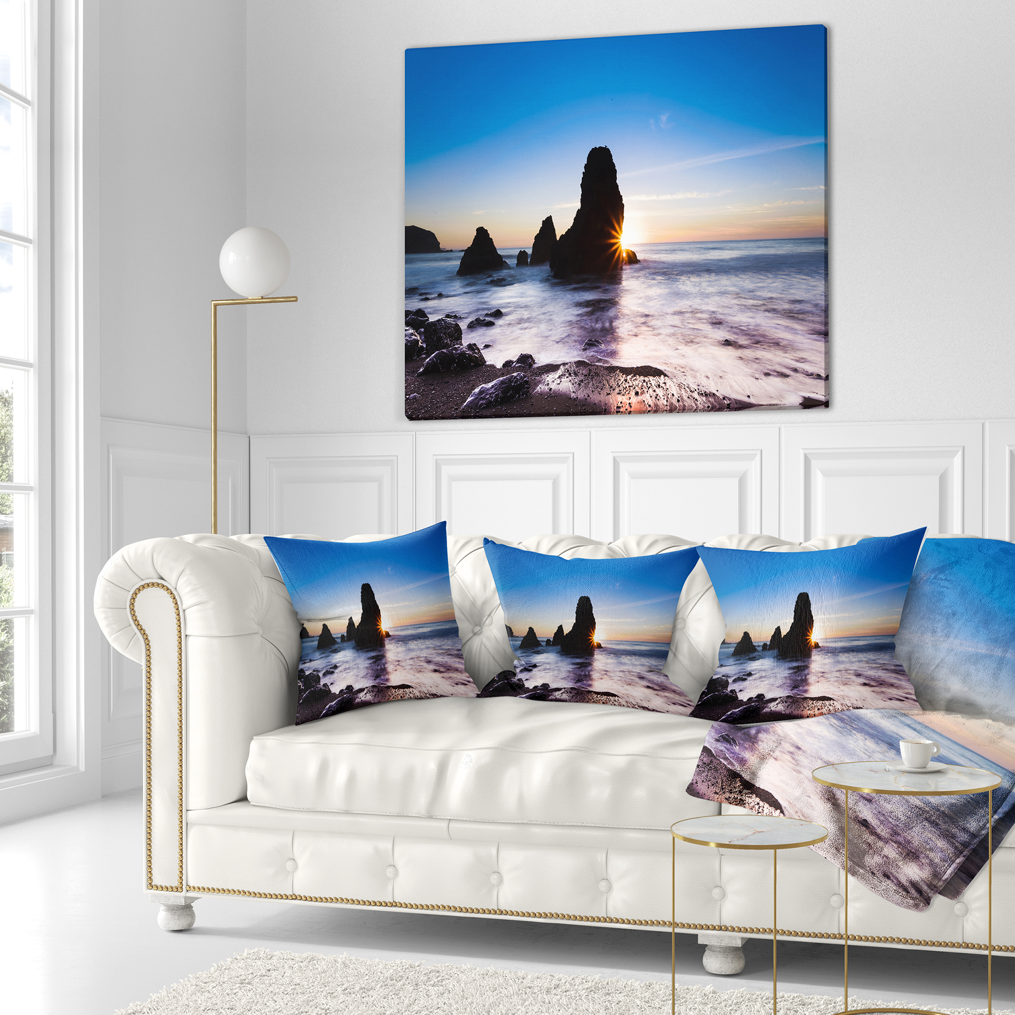 Designart Sunset at Rodeo Beach Panorama - Seashore Throw Pillow - 16x16