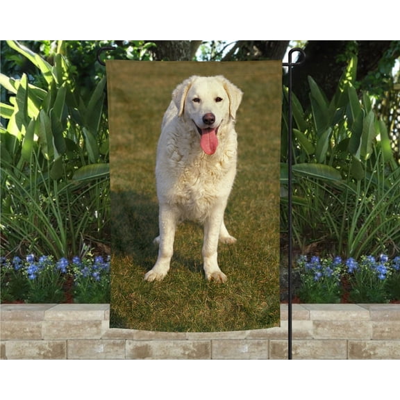 Kuvaszok Garden Flag