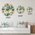thumbnail image 4 of Designart 'Aquarelle Impression of Daisy Flowers I' Traditional Wood Wall Clock, 4 of 5