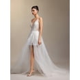 thumbnail image 4 of Vestido de novia Xaler con tirantes halter, cuello en V, encaje y malla, maxi, 4 of 6