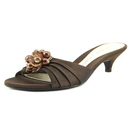 

Chinese Laundry Beetle Women Mink Sandals (9)
