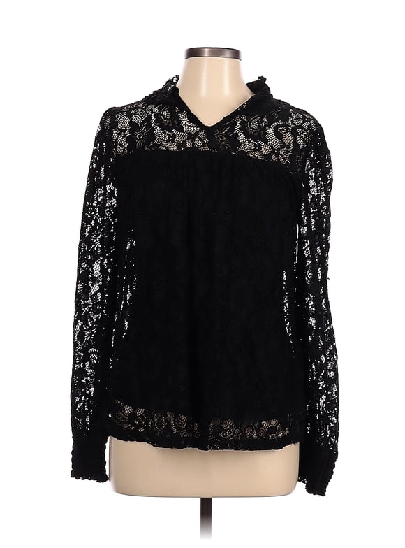 Cable & Gauge Womens Tops in Womens Clothing