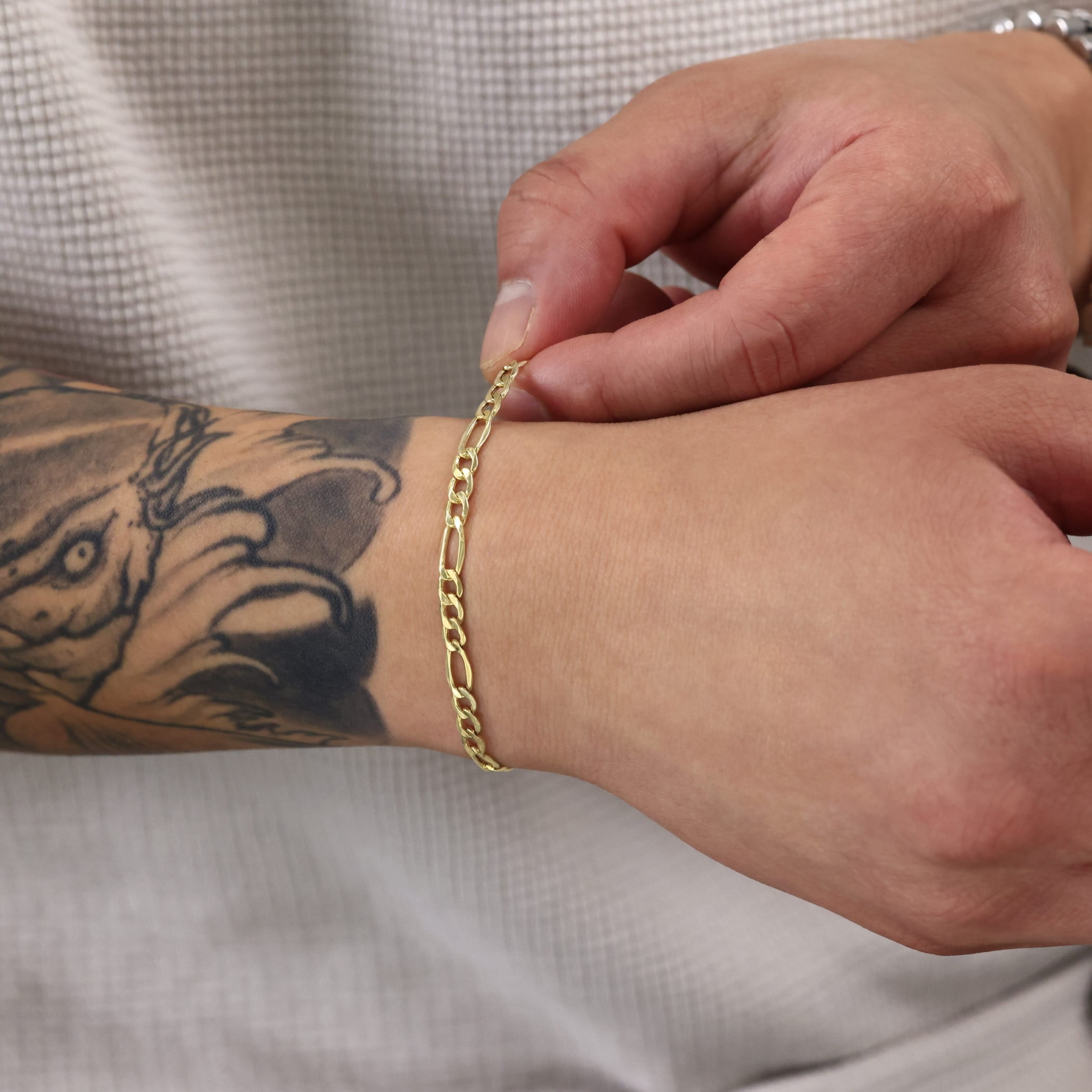 Nuragold 10k Real Yellow Gold Figaro Link 4.5mm Chain Bracelet (7"-9") Italian Jewelry for Men & Women