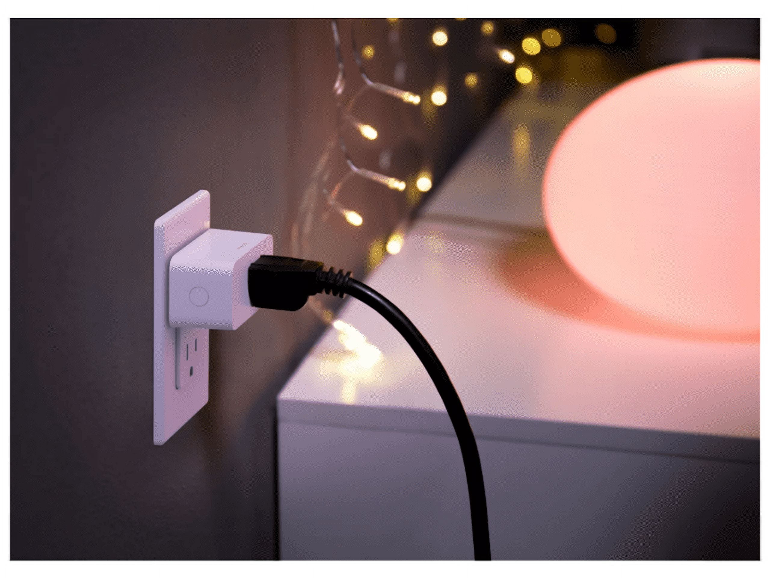 Philips Hue Smart Plug review: discreet and functional