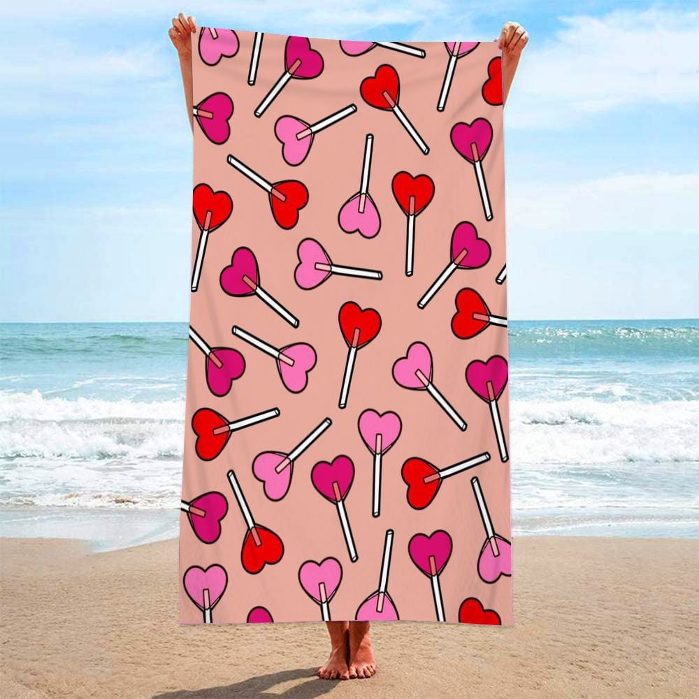 Matoen12 Heart-Shaped Printed Microfiber Beach Towel Sitting
