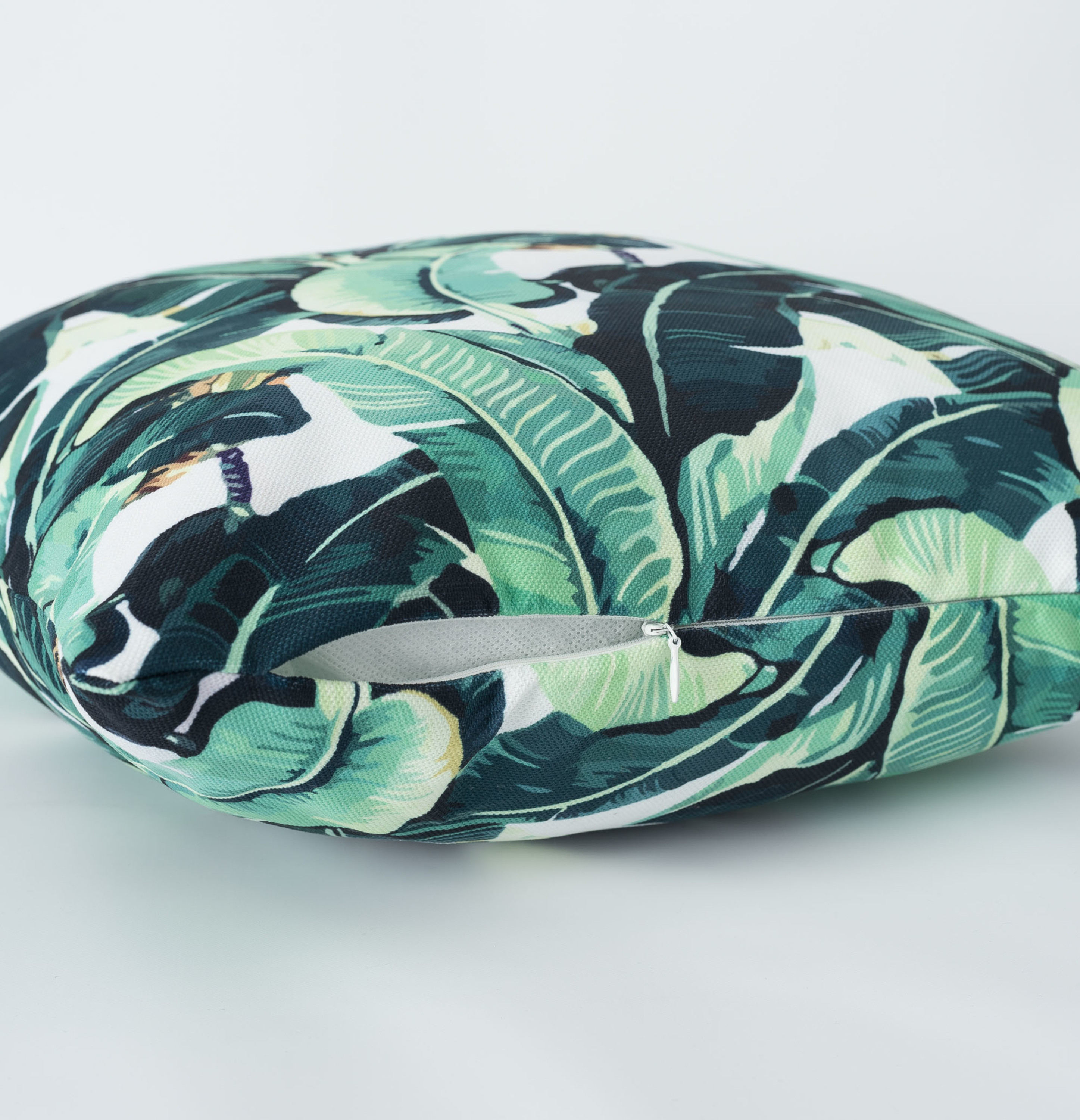 Ada Home Decor Decorative Square Throw Pillow, 18" x 18", Greenery Printed