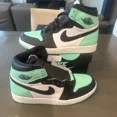 thumbnail image 1 of Ni - ke Air Jordan 1 Retro High OG - Green Glow - Men Sneakers DZ5485-130 Shoes New, 1 of 5