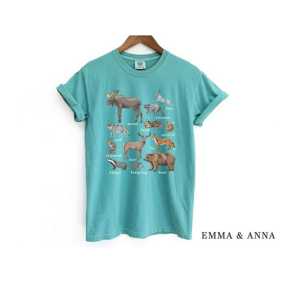 Forest Animals Shirt, Camping Shirt for Women, Hiking Shirt, Nature Lover Gift, Bear T-Shirt