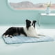 thumbnail image 1 of Colcha refrescante para perros grandes, 41 x 28 cm, lavable, 1 of 6