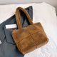 thumbnail image 5 of Bolso de hombro difuso para mujer, bolso hobo esponjoso informal, bolso tipo cartera (café), 5 of 6