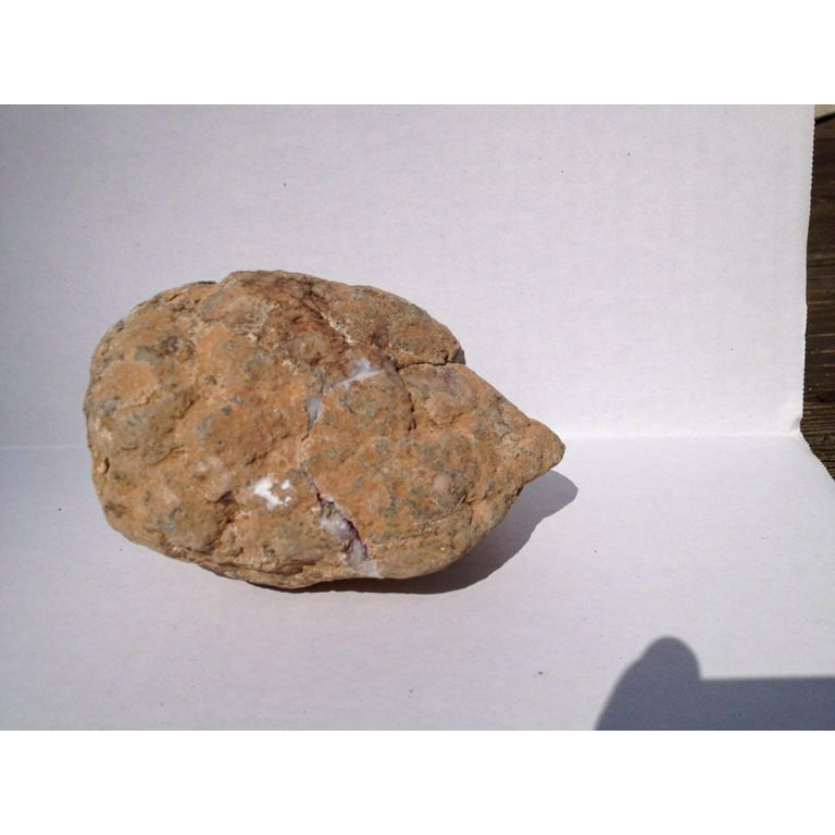 Geode mineral, DINOSAURS ROCK SUPERSTORE